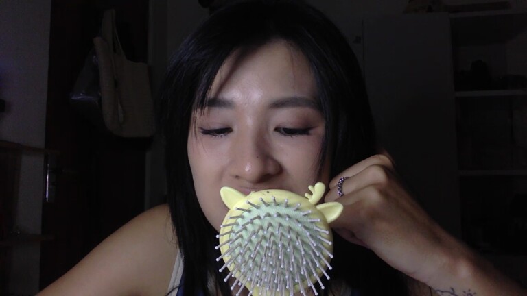 LyLy_94's Streamate show and profile