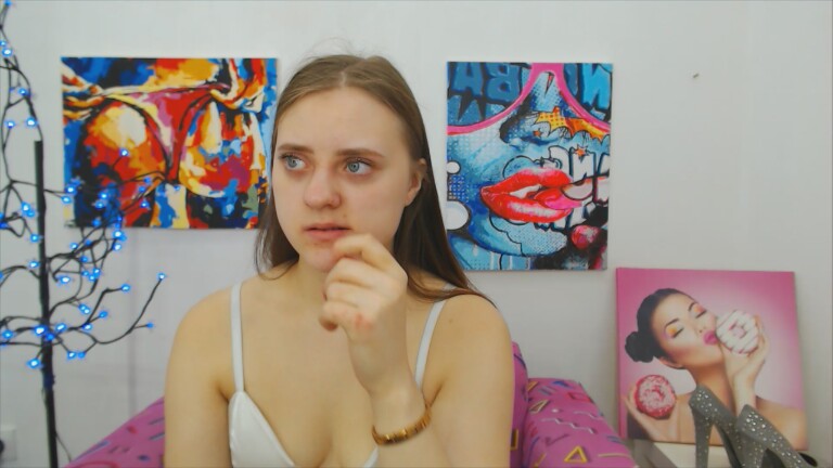 ArinaBelly's Streamate show and profile