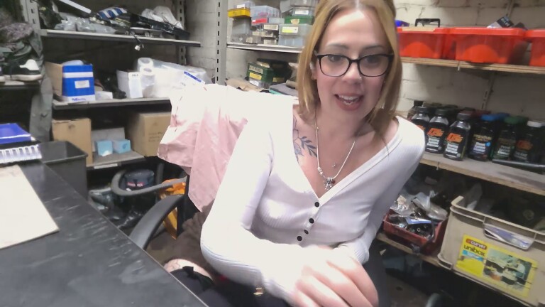 Honeybum88's Streamate show and profile