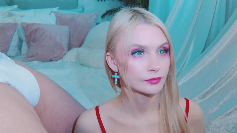 DenLina's Streamate show and profile